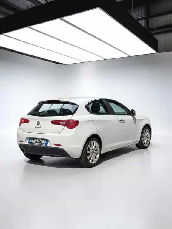 Alfa Romeo Giulietta 1.6 JTDm-2 105 CV Progressi 03/2015-photo-2