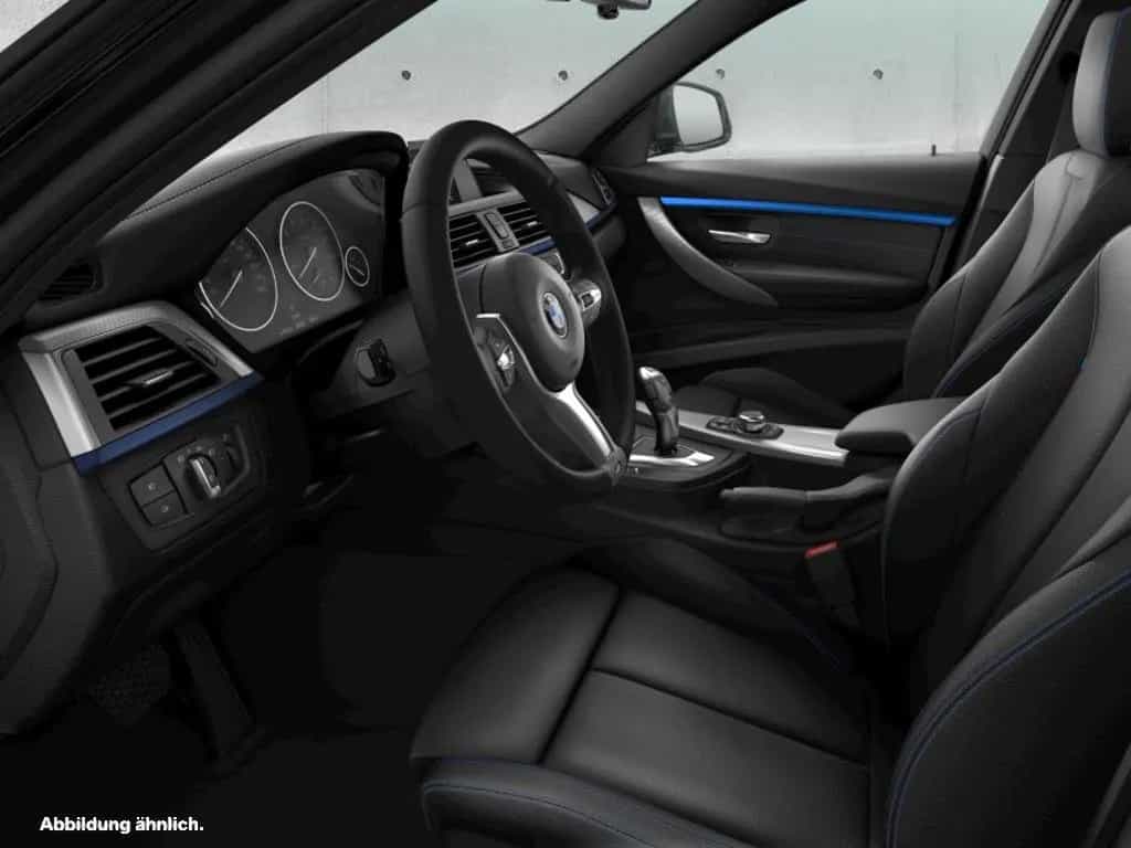BMW 3 Series 330i Touring M-Sport "Pano LED SH Navi 04/2019-photo-2