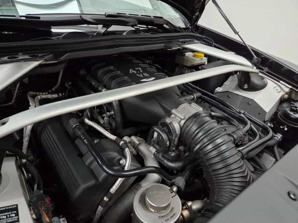 Aston Martin V8 Vantage 4.7l SP10 Handschalter TOPZUSTAND 01/2014-photo-12