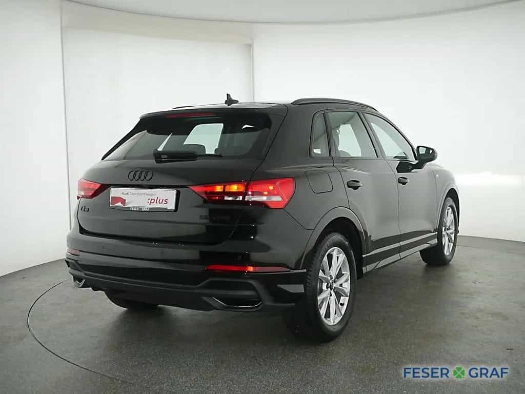 Audi Q3 S line 35 TFSI S tronic AHK/smartphone int. 02/2025-photo-1