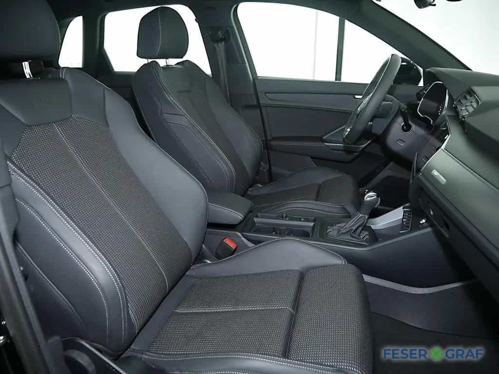 Audi Q3 S line 35 TFSI S tronic AHK/smartphone int. 02/2025-photo-3