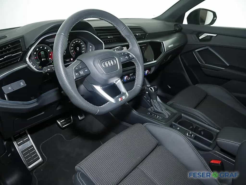 Audi Q3 S line 35 TFSI S tronic AHK/smartphone int. 02/2025-photo-5