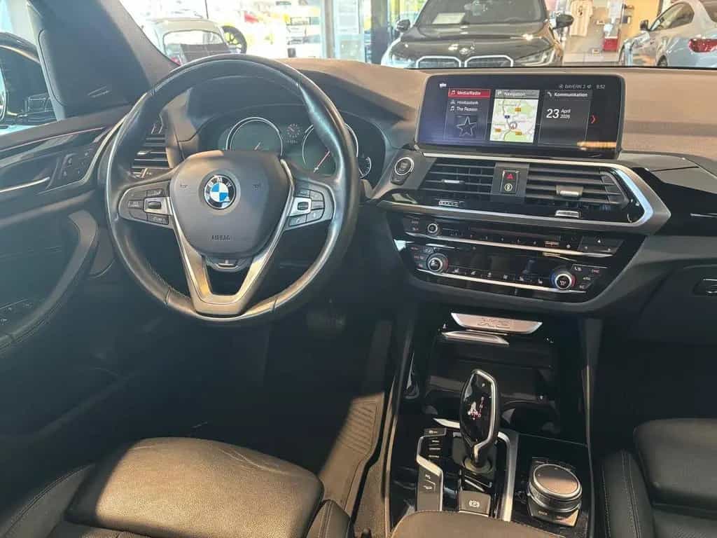 BMW X3 xDrive30d xLine Gestiksteuerung HK HiFi DAB 11/2017-photo-20
