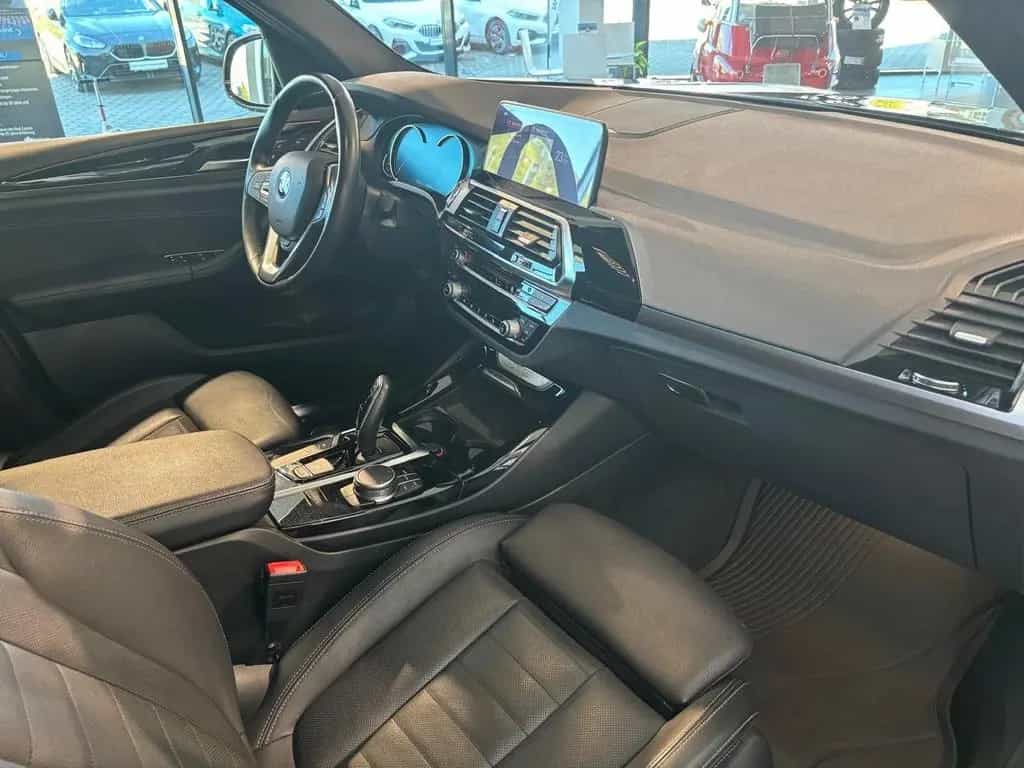 BMW X3 xDrive30d xLine Gestiksteuerung HK HiFi DAB 11/2017-photo-23