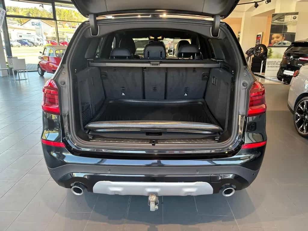 BMW X3 xDrive30d xLine Gestiksteuerung HK HiFi DAB 11/2017-photo-28