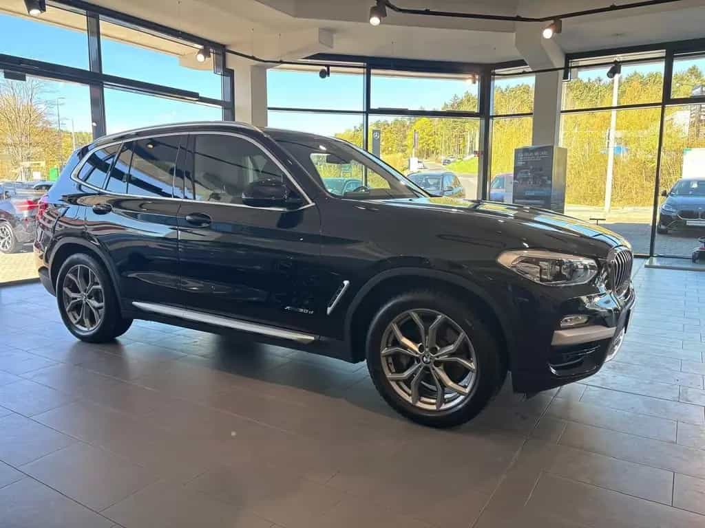 BMW X3 xDrive30d xLine Gestiksteuerung HK HiFi DAB 11/2017-photo-9