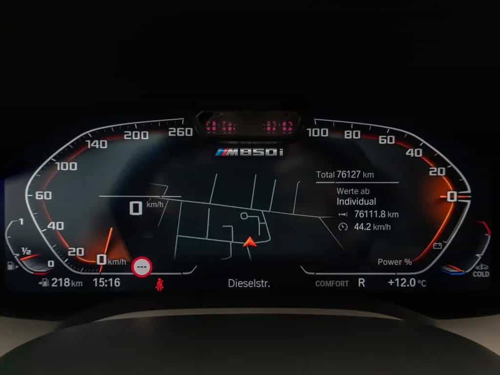 BMW M850 xD Gran Coupé 360°Laser SoftCl DispKey 20" 09/2021-photo-38