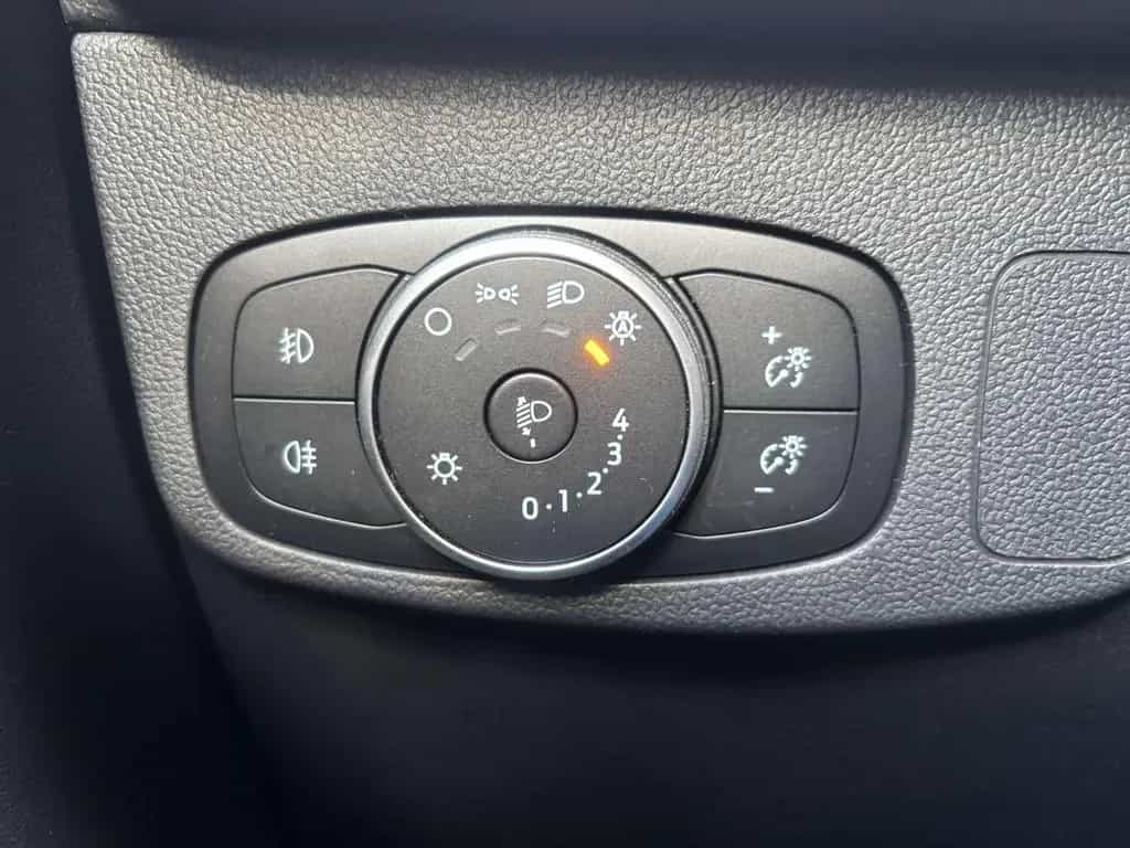 Ford Focus Focus Turnier Turnier 1.0 EcoBoost Hybrid 03/2022-photo-10
