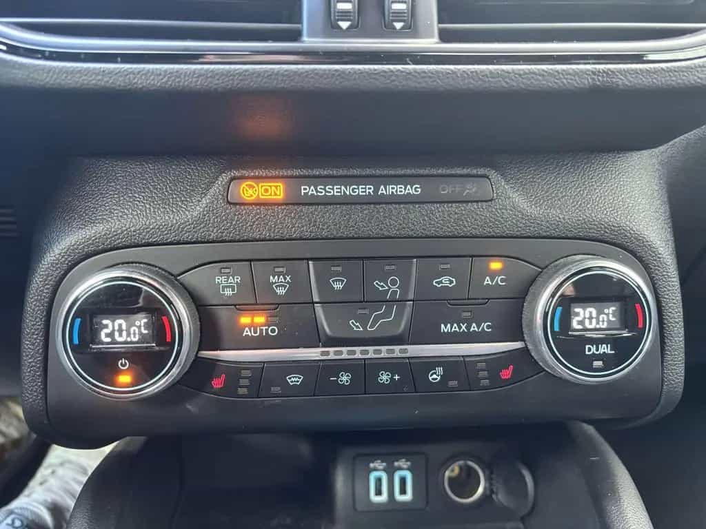 Ford Focus Focus Turnier Turnier 1.0 EcoBoost Hybrid 03/2022-photo-5