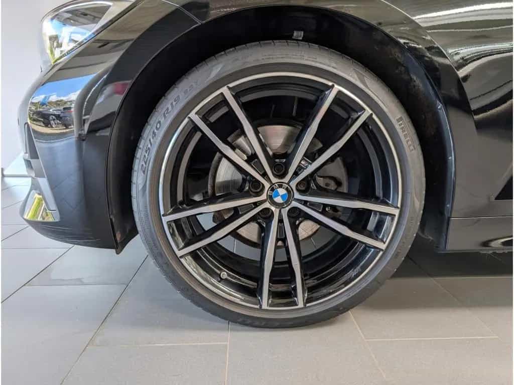 BMW 320 d xDrive Sport Line Touring D A AHK+NAVI+CAR 04/2020-photo-25