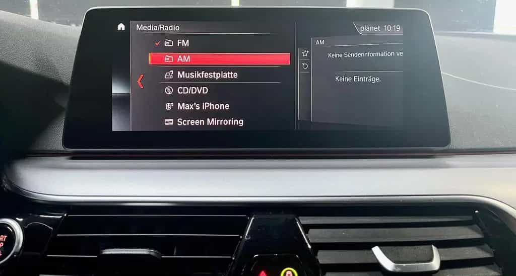 BMW 5 Series 10/2018-photo-33