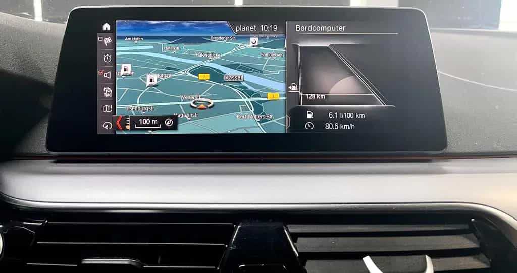 BMW 5 Series 10/2018-photo-34