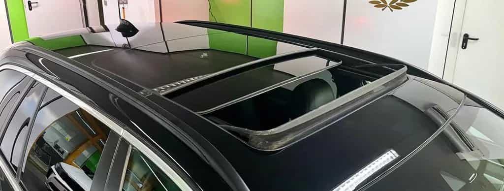 BMW 5 Series 10/2018-photo-45