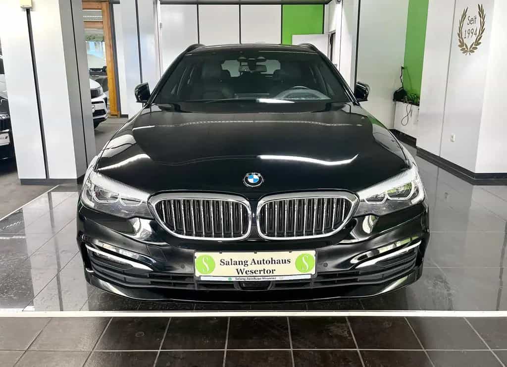 BMW 5 Series 10/2018-photo-6