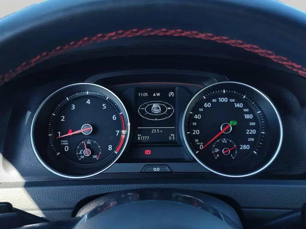 Volkswagen Golf GTI 2.0 TSI DSG +NAVI+XENON+1.HAND+ 06/2015-photo-10