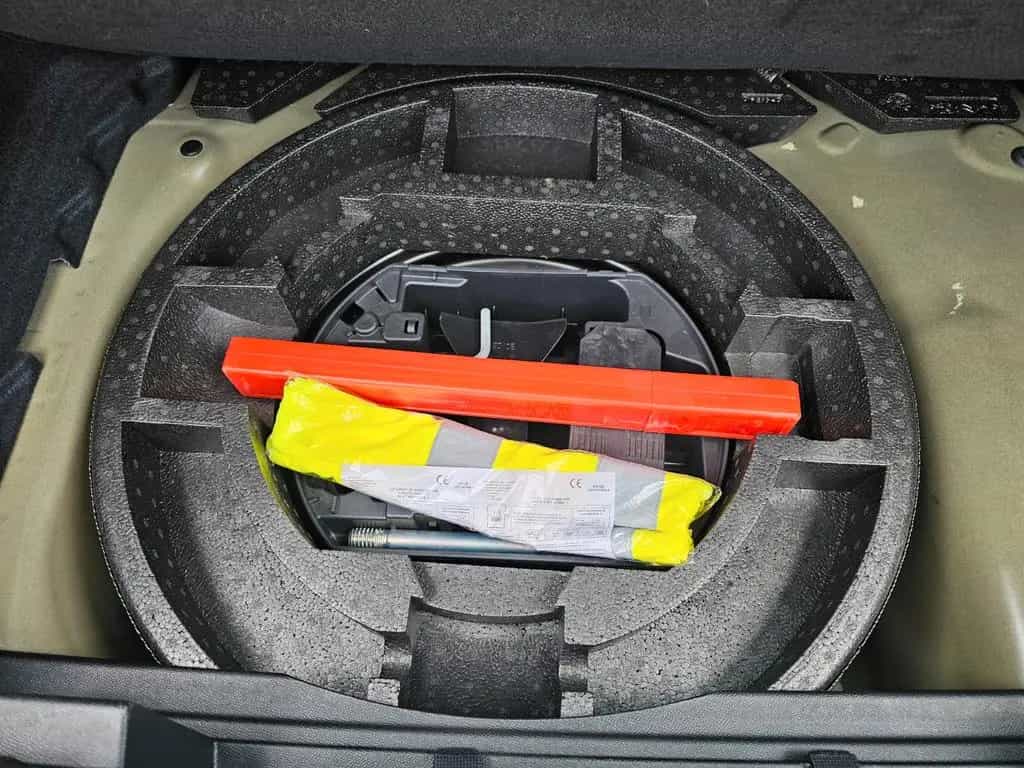 DS Automobiles DS3 Crossback 1.2PureTech 130,Navi, Klimaautomat 01/2021-photo-21