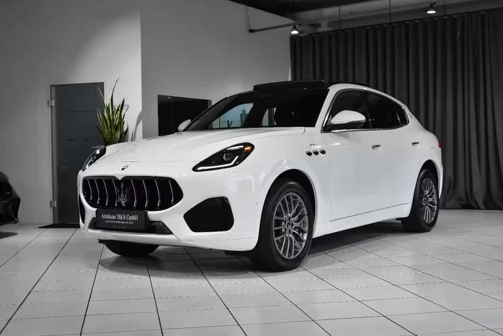 Maserati Grecale GT 4WD *Pano* 1 Hand* Unfallfrei* 01/2023-photo-0