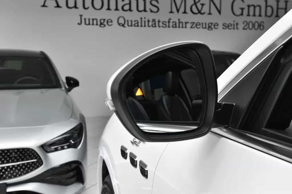 Maserati Grecale GT 4WD *Pano* 1 Hand* Unfallfrei* 01/2023-photo-26