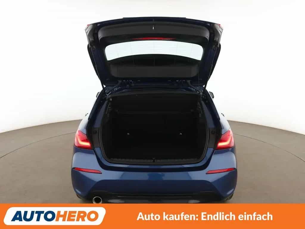 BMW 1 Series 118i Sport Line 01/2021-photo-16