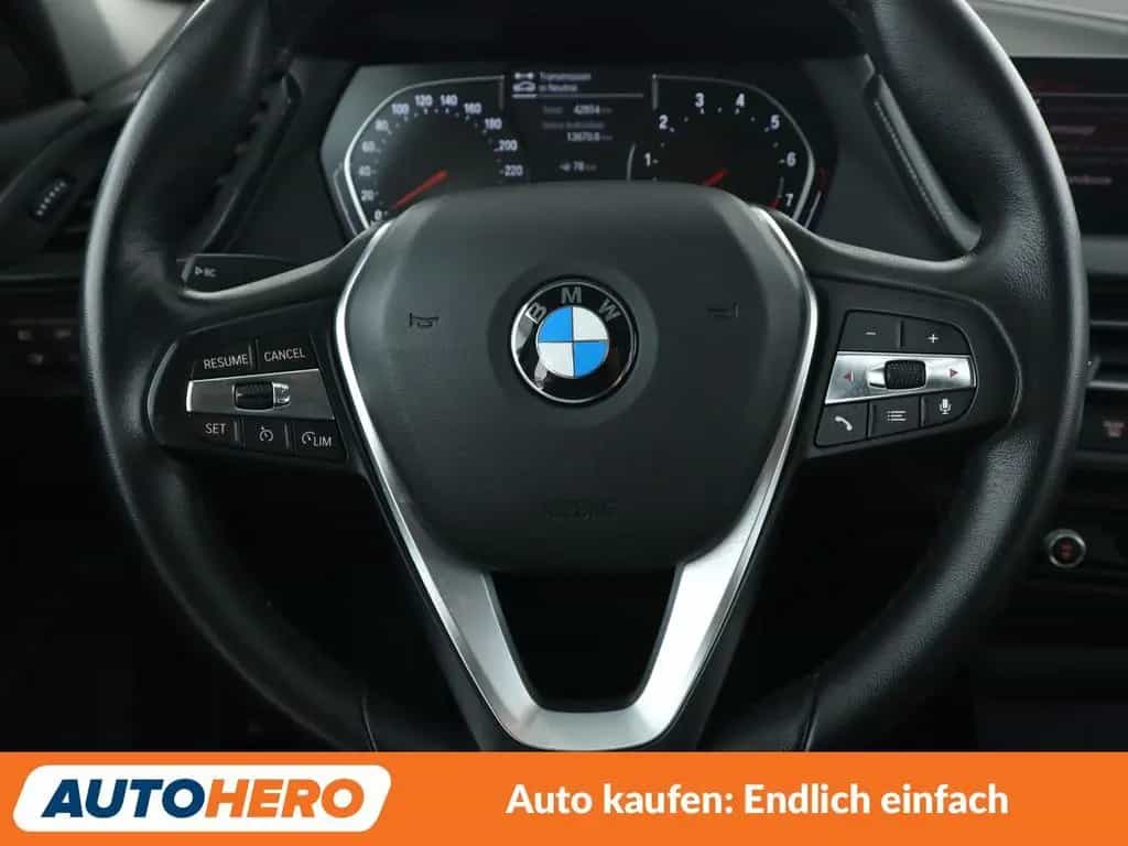 BMW 1 Series 118i Sport Line 01/2021-photo-18