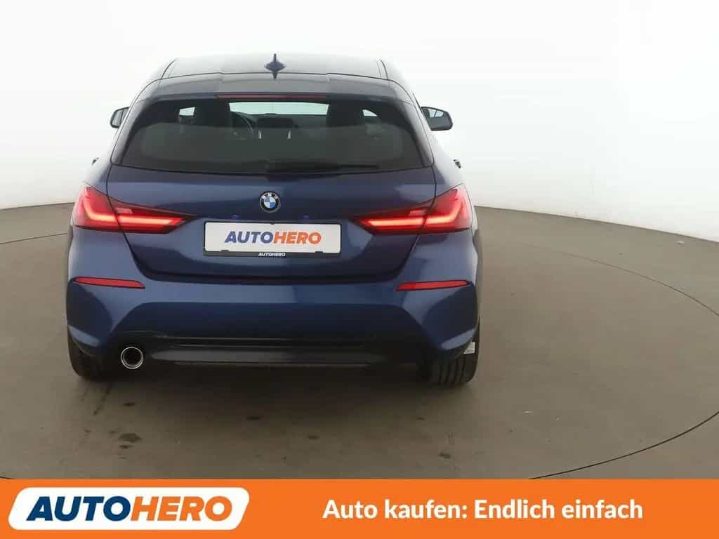 BMW 1 Series 118i Sport Line 01/2021-photo-4