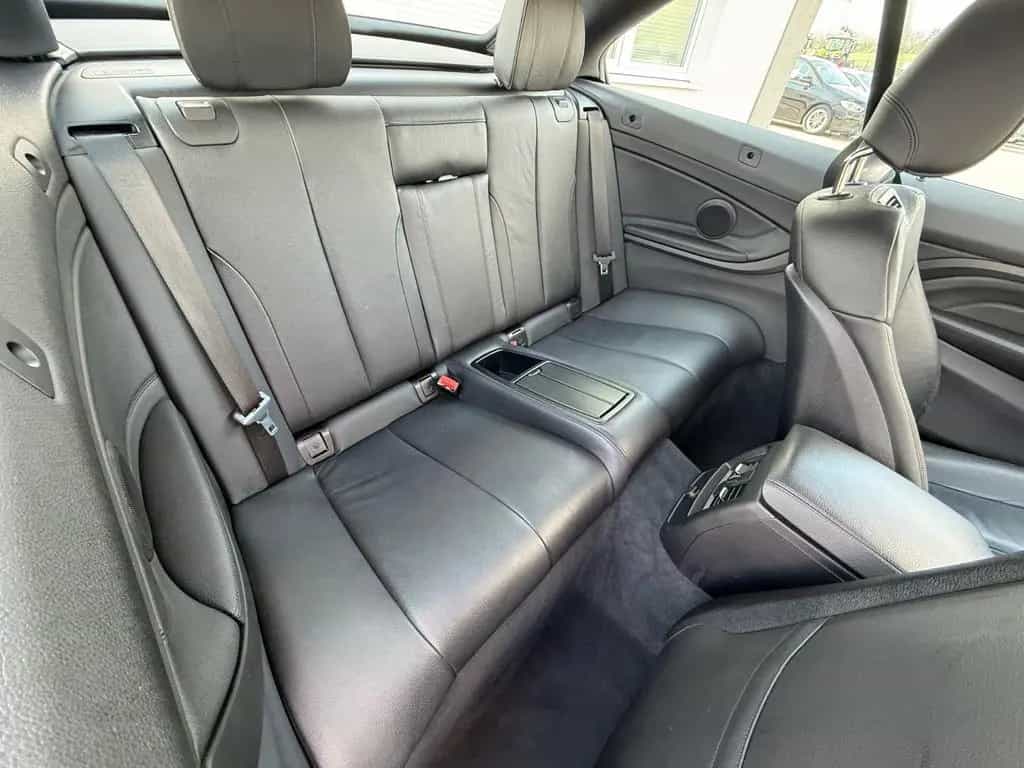 BMW 4 Series 420i Cabrio Advantage 05/2019-photo-16