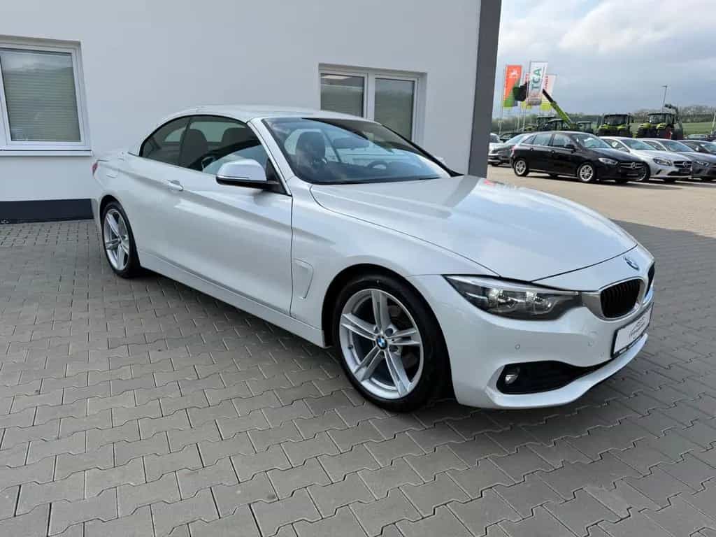 BMW 4 Series 420i Cabrio Advantage 05/2019-photo-3