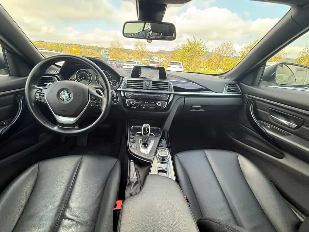 BMW 4 Series 420i Cabrio Advantage 05/2019-photo-8
