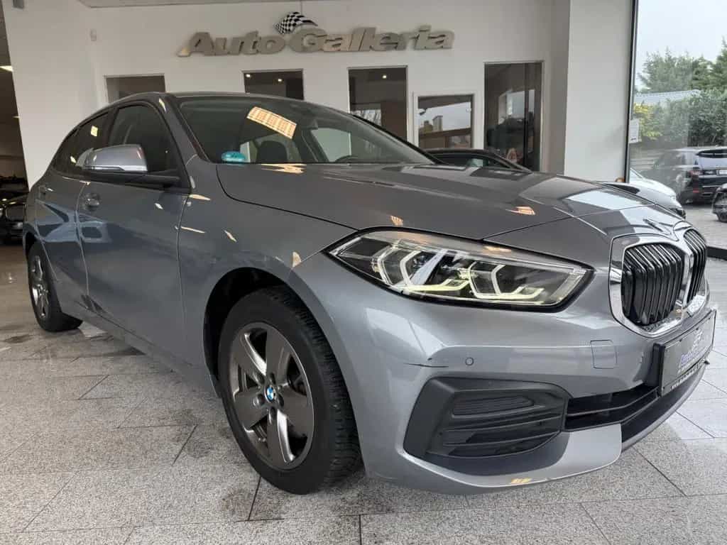 BMW 1 Series 118 d Advantage Automatik Navi LED Klimaauto. 04/2023-photo-6