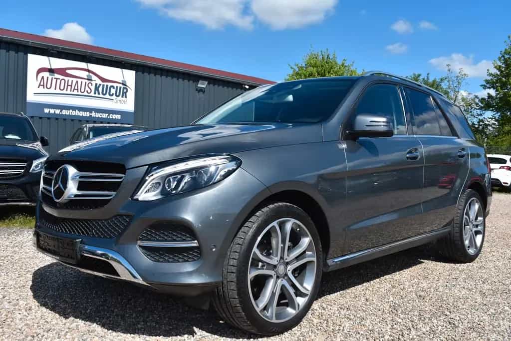 Mercedes-Benz GLE 400 4Matic Keyless AHK 360° DIstronic 02/2017-photo-0