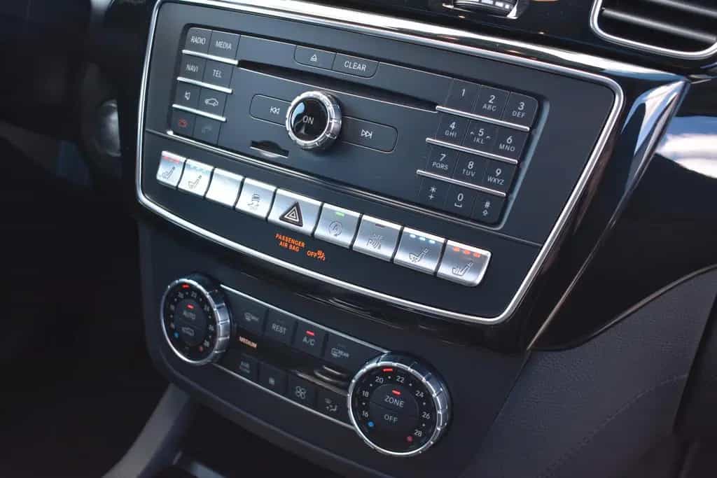 Mercedes-Benz GLE 400 4Matic Keyless AHK 360° DIstronic 02/2017-photo-25