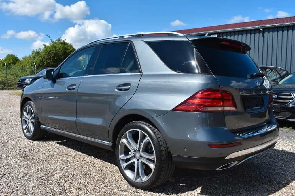 Mercedes-Benz GLE 400 4Matic Keyless AHK 360° DIstronic 02/2017-photo-3
