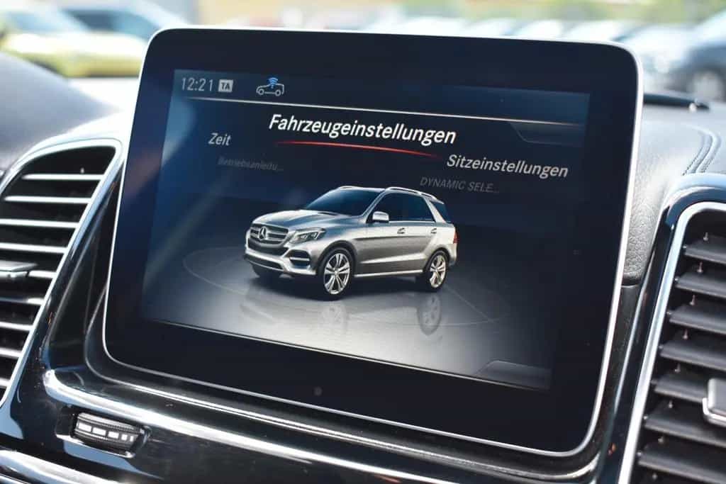 Mercedes-Benz GLE 400 4Matic Keyless AHK 360° DIstronic 02/2017-photo-31
