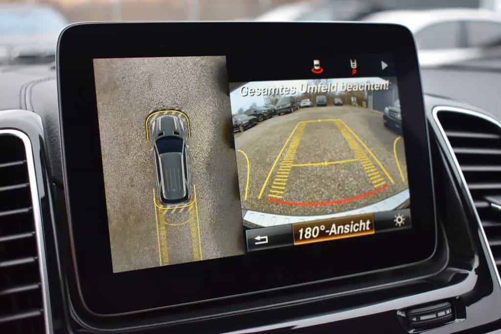 Mercedes-Benz GLE 400 4Matic Keyless AHK 360° DIstronic 02/2017-photo-33