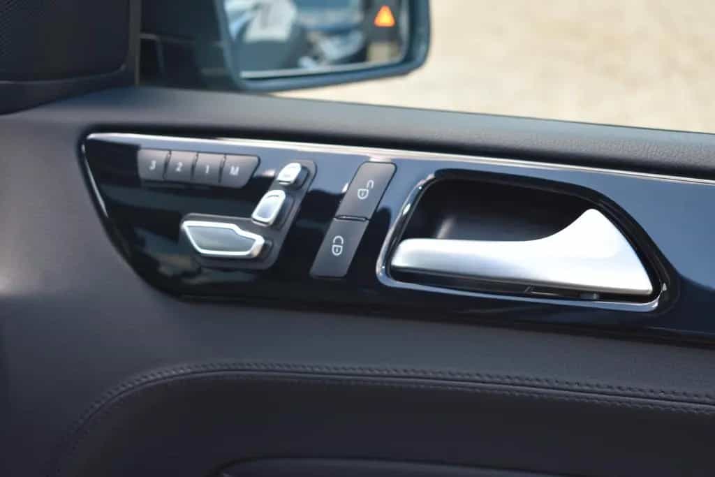 Mercedes-Benz GLE 400 4Matic Keyless AHK 360° DIstronic 02/2017-photo-35