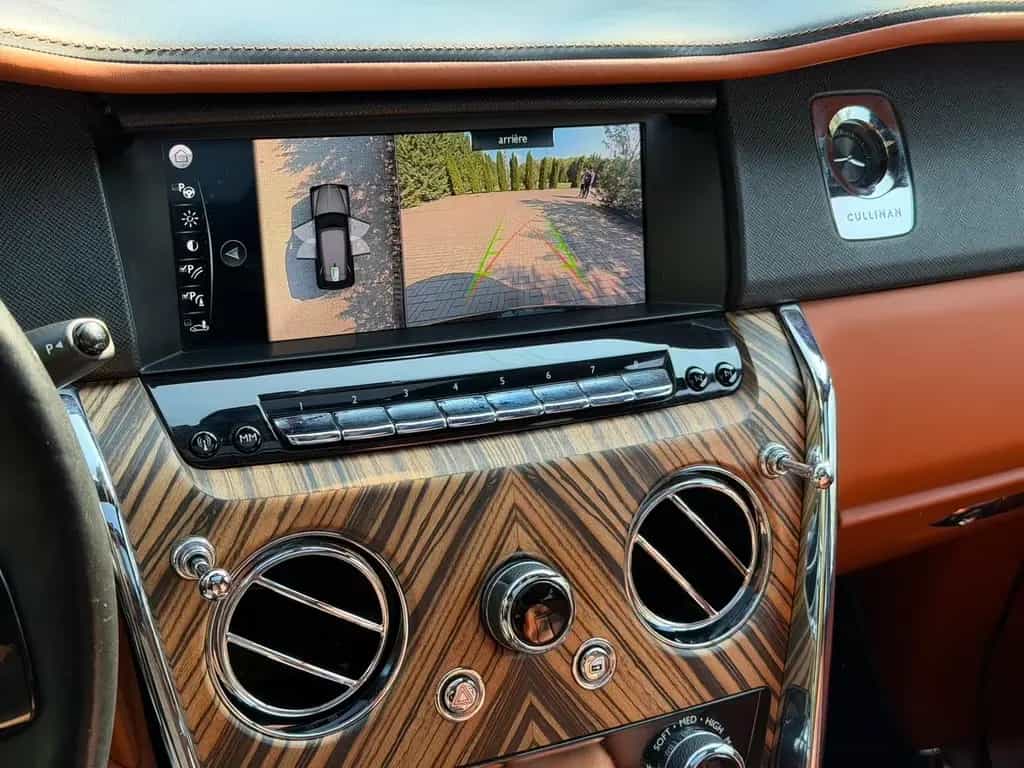Rolls-Royce Cullinan V12 PANORAMA FULL 01/2019-photo-12