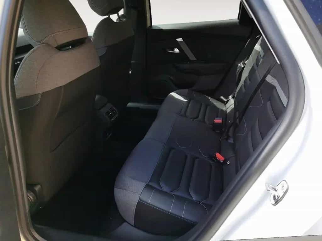 Citroën C4 Shine 1.2 e-THP / PureTech 05/2022-photo-18