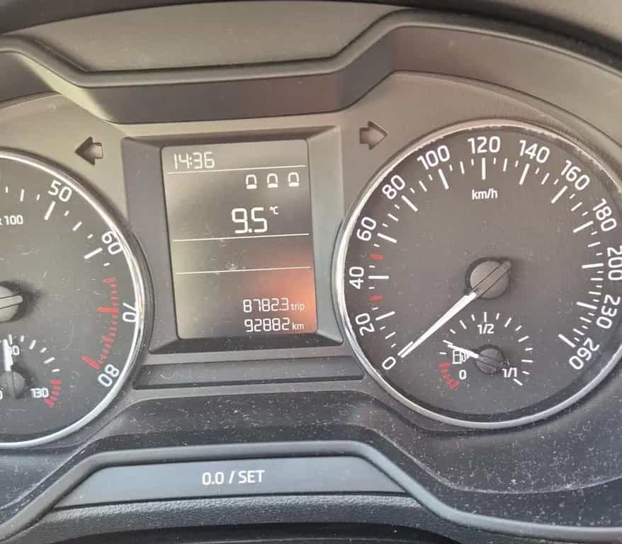 Skoda 1.0 TSI *Erstbesitz*TÜV NEU* Winterreifen 12/2016-photo-10