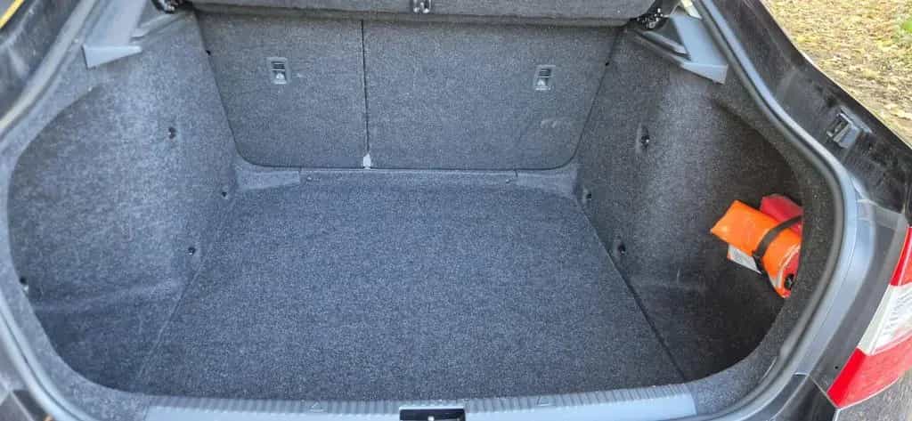 Skoda 1.0 TSI *Erstbesitz*TÜV NEU* Winterreifen 12/2016-photo-6
