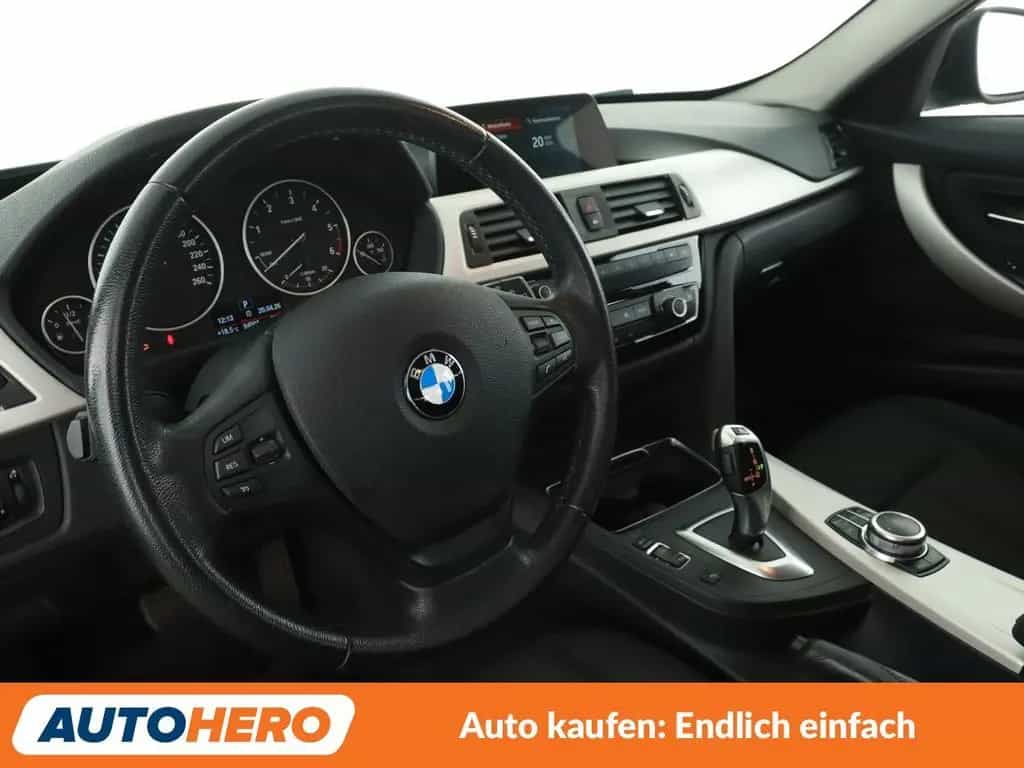 BMW 3 Series 320d Advantage Aut.*NAV*TEMP*PDC*SHZ*AHK* 04/2018-photo-10