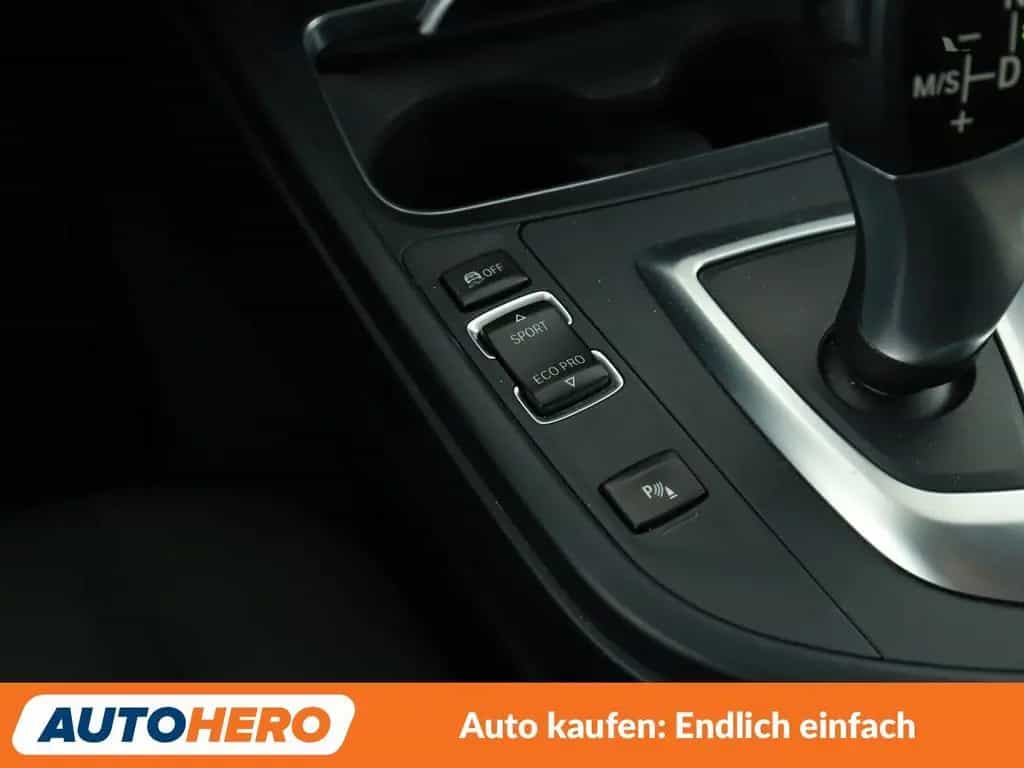 BMW 3 Series 320d Advantage Aut.*NAV*TEMP*PDC*SHZ*AHK* 04/2018-photo-24