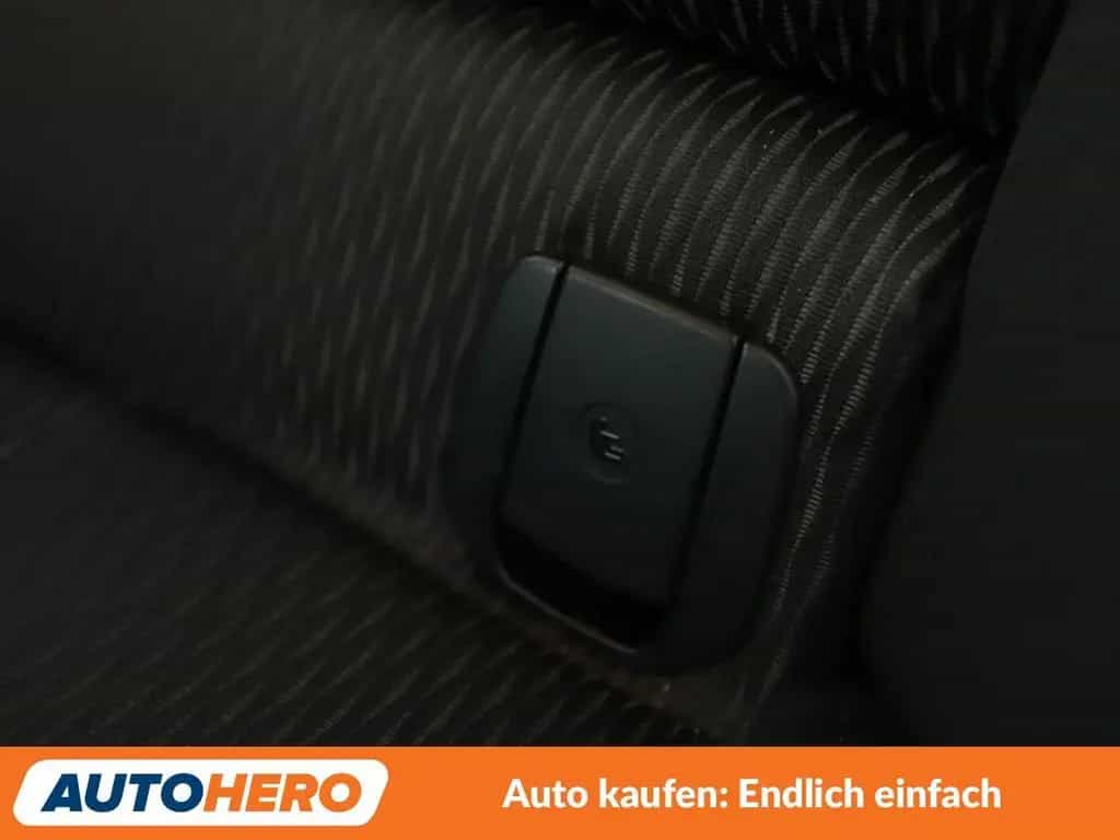 BMW 3 Series 320d Advantage Aut.*NAV*TEMP*PDC*SHZ*AHK* 04/2018-photo-28