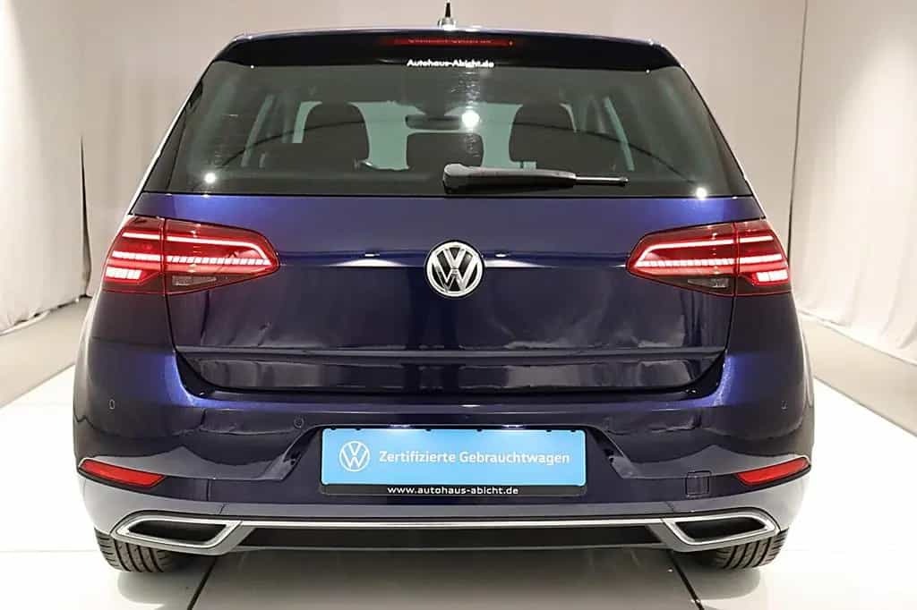 Volkswagen Golf Highline 1.4 TSI NAVI SHZ SPORTPAKET LED BT 02/2018-photo-4
