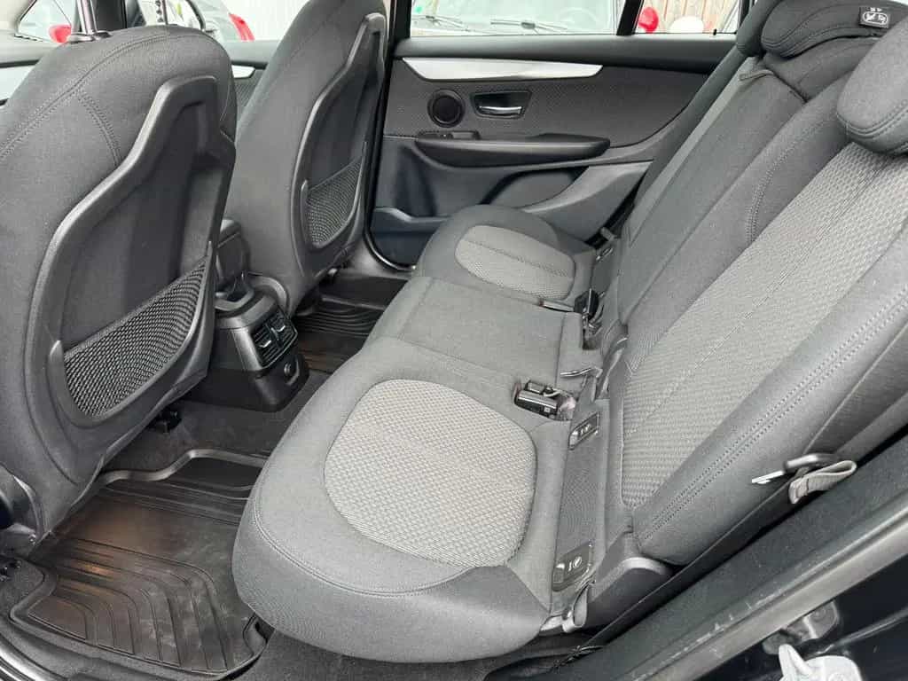 BMW 2 Series 218d Gran Tourer/LED/DAB/NAVI/Lichtpaket/Klimaau 12/2019-photo-18