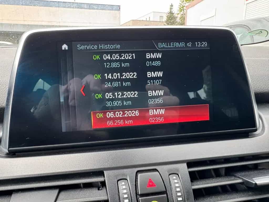 BMW 2 Series 218d Gran Tourer/LED/DAB/NAVI/Lichtpaket/Klimaau 12/2019-photo-20