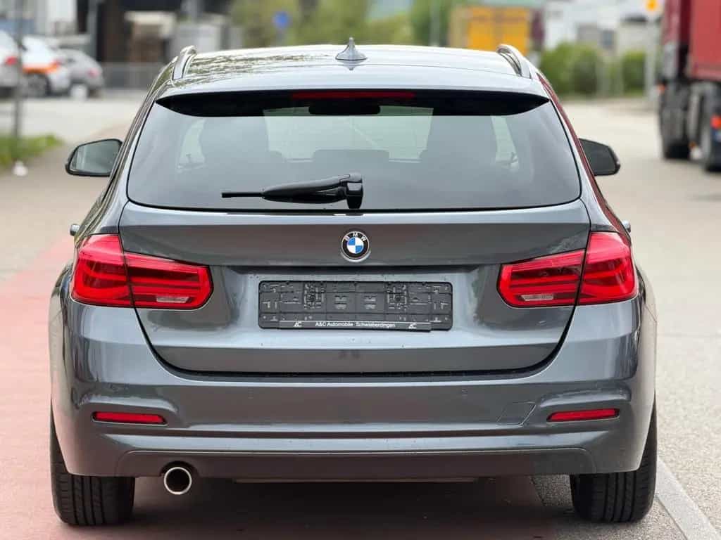 BMW 3 Series 318 3 Touring 318 i Advantage 06/2019-photo-4