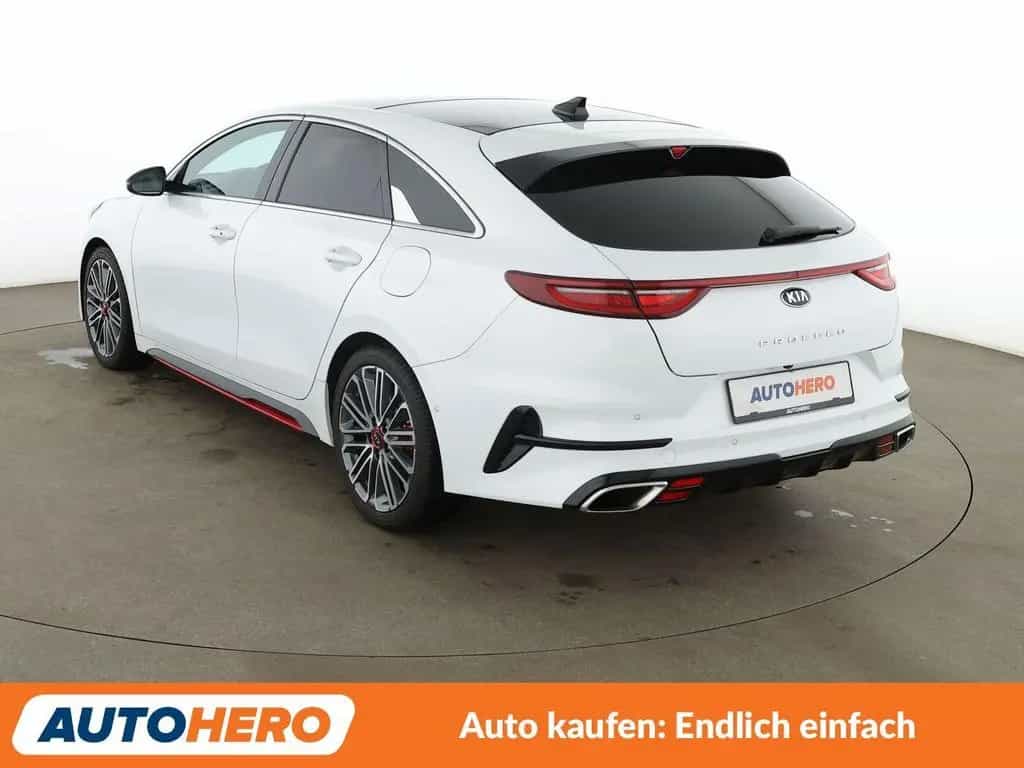 Kia ProCeed 1.6 TGDI GT Aut*NAVI*LED*ACC*CAM*PDC* 12/2021-photo-3