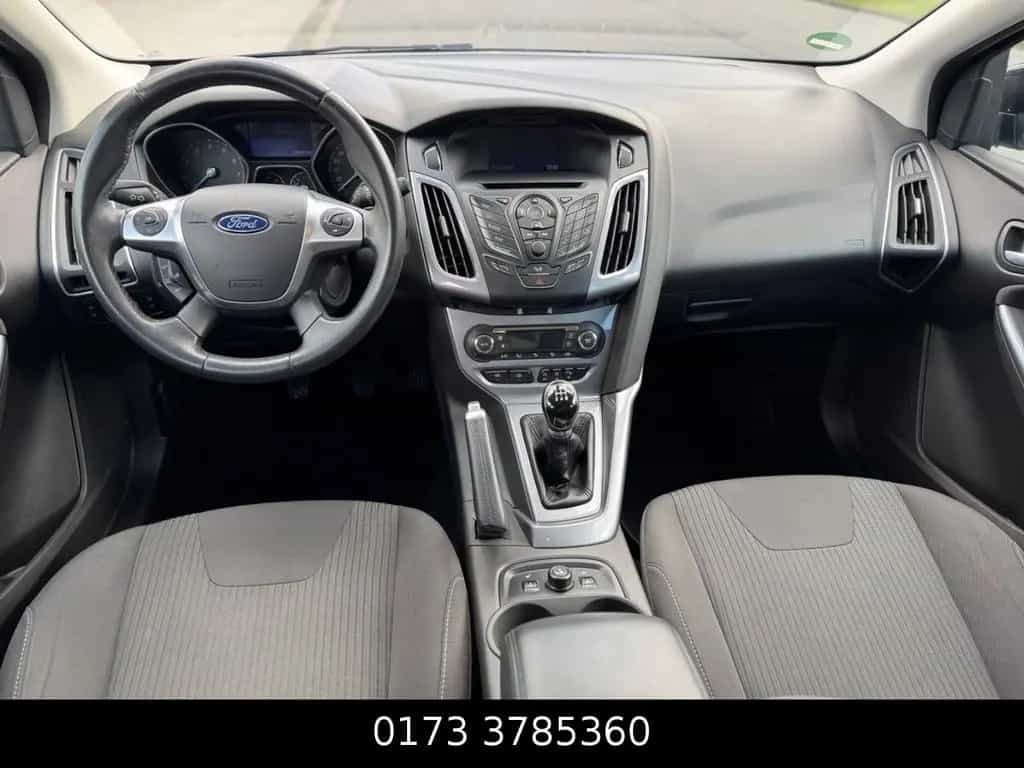Ford Focus Lim. Titanium*KLIMA*SHZ*PDC*TÜV 07/2013-photo-9