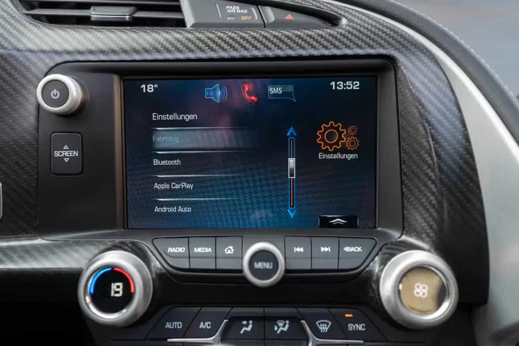 Corvette C7 Stingray Z51 BOSE CARPLAY TEMPOMAT KAM 11/2013-photo-22