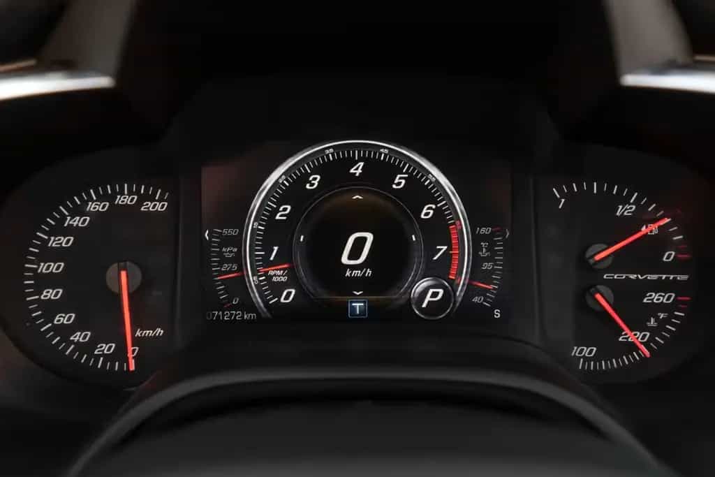 Corvette C7 Stingray Z51 BOSE CARPLAY TEMPOMAT KAM 11/2013-photo-30